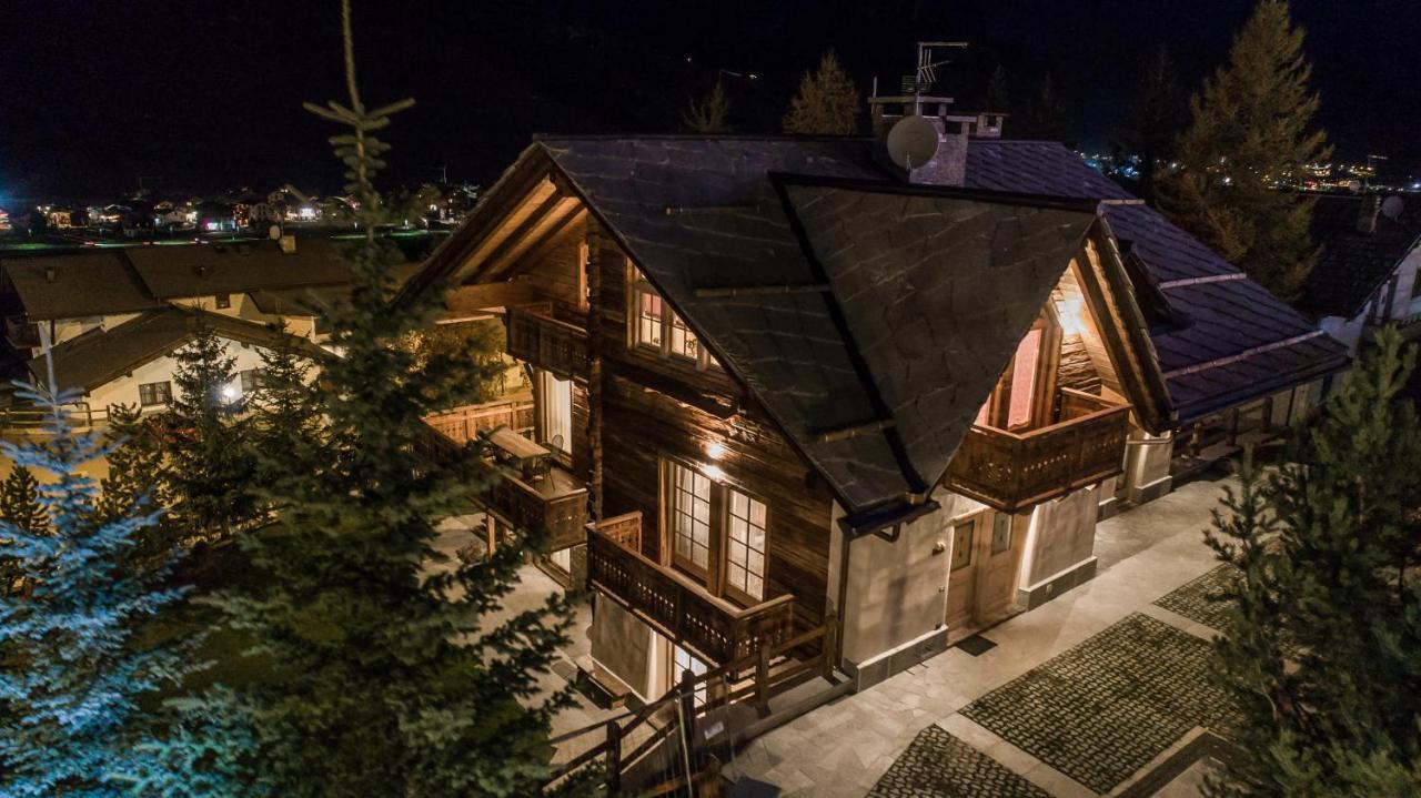 Chalet Snowflake Apartment